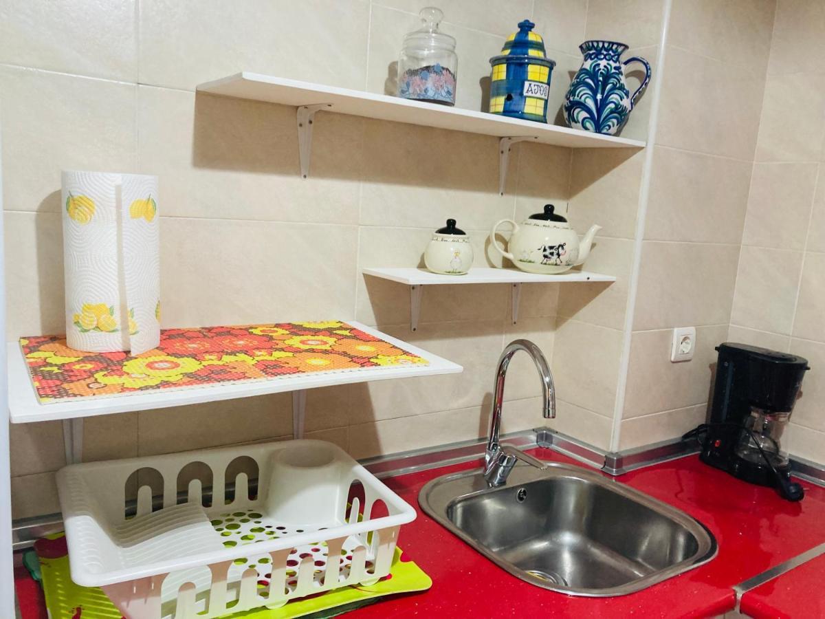 El Hogar De Mercedes Guejar Sierra Esterno foto