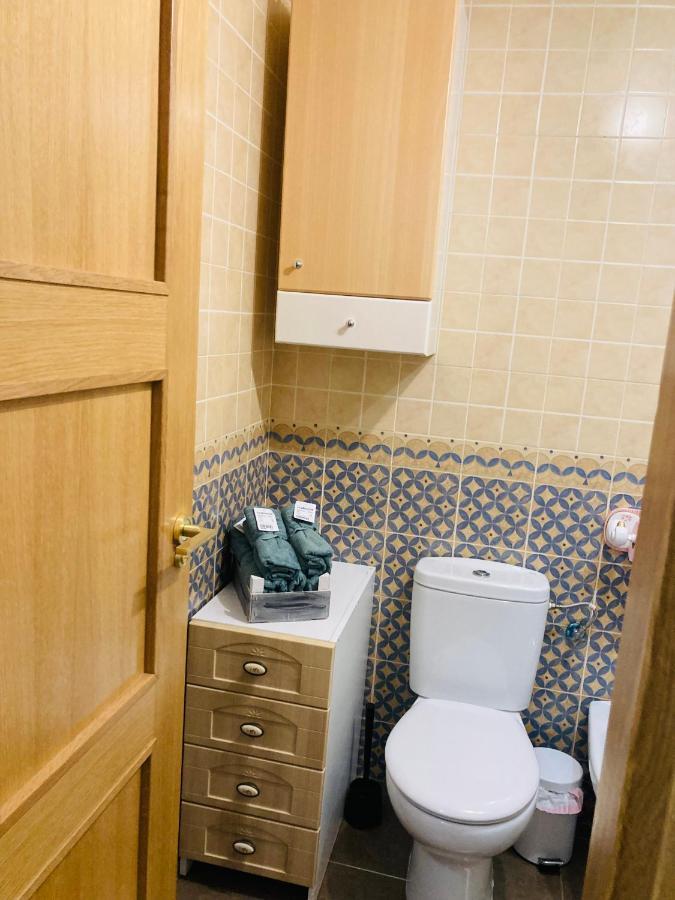 El Hogar De Mercedes Guejar Sierra Esterno foto