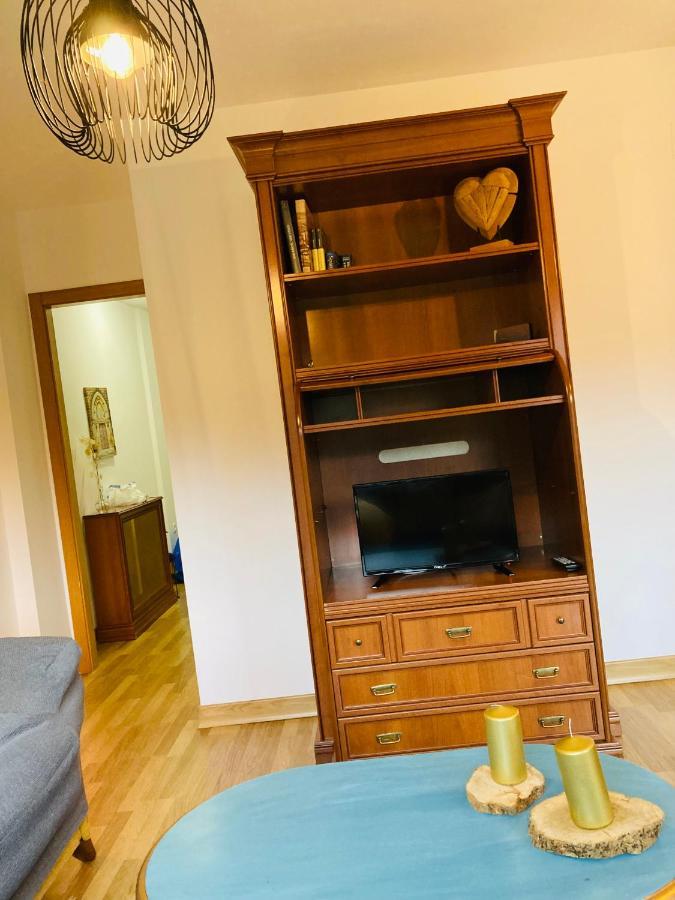 El Hogar De Mercedes Guejar Sierra Esterno foto