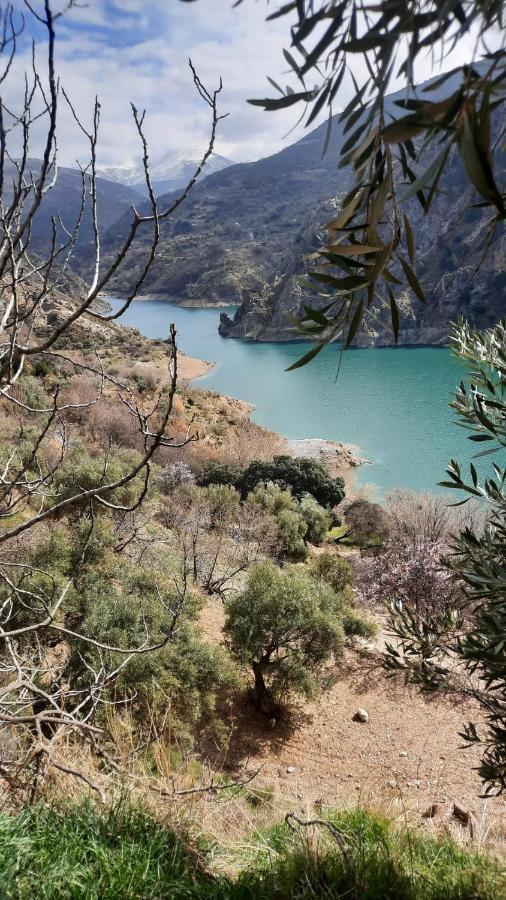 El Hogar De Mercedes Guejar Sierra Esterno foto